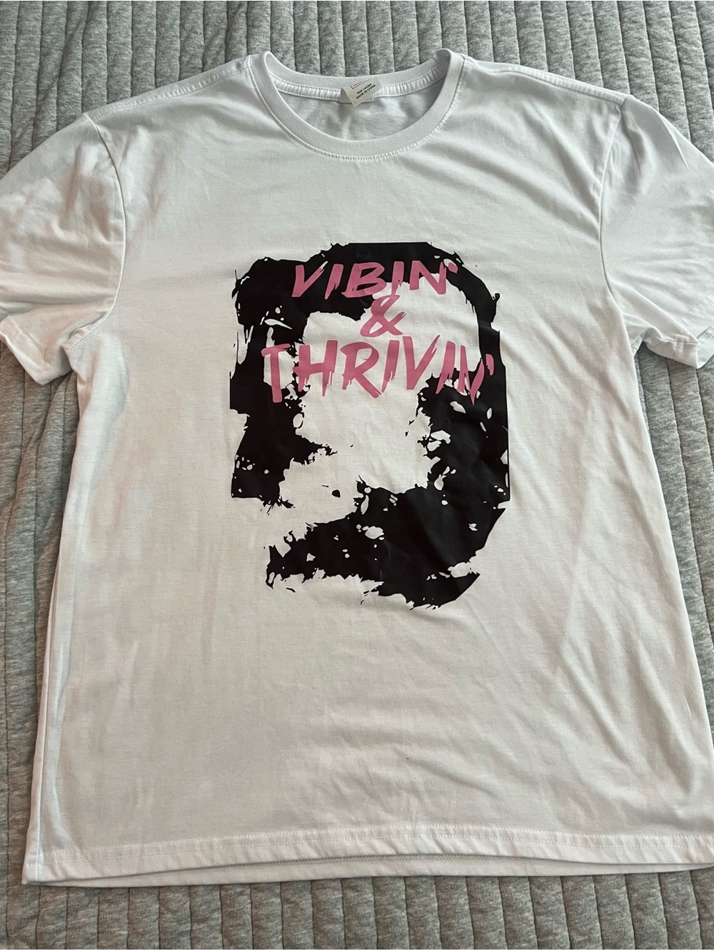 Vibin & Thrivin White Graphic Tee